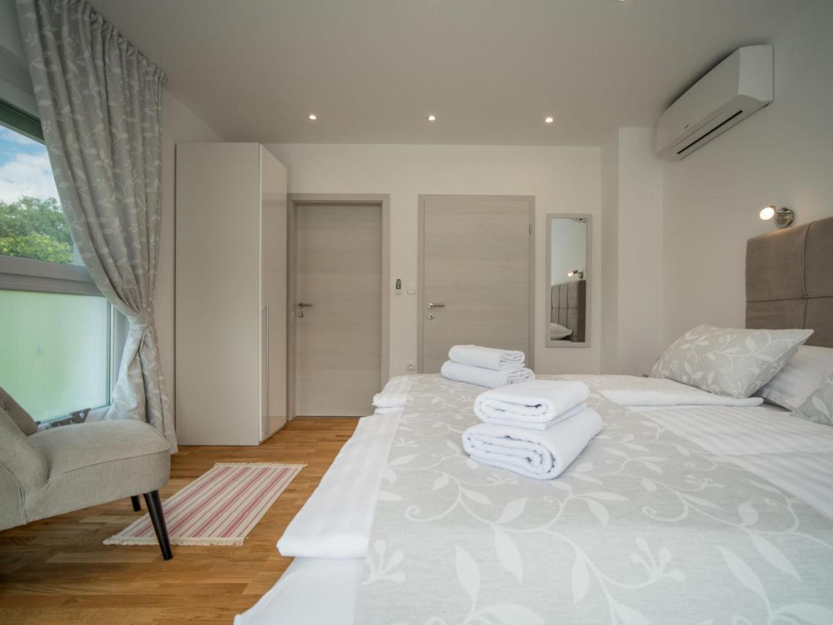 Holiday Home Andela By Interhome Dobrinj Luaran gambar